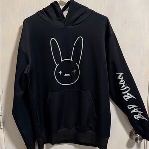 Bad Bunny Pull Over Black Hoodie Women's Large Long Sleeve Kangaroo Pocket Light